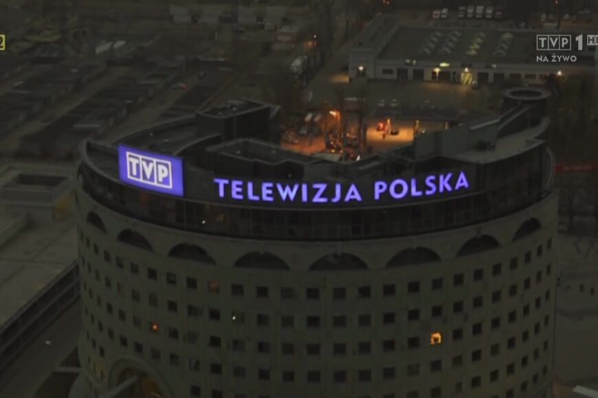 RMN, TVP i prawicowi publicyści zatroskani o los mediów publicznych. „Ostrzegamy Polaków”