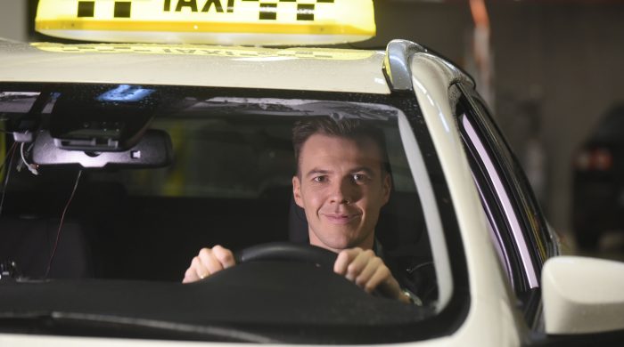 Kamil Baleja poprowadzi teleturniej „Taxi kasa” w Super Polsacie