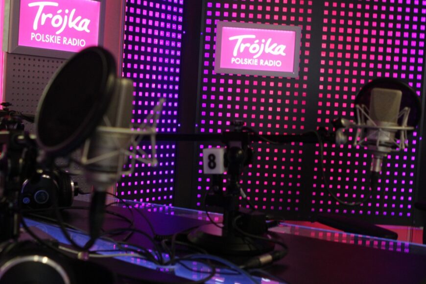 Dwie nowe audycje w ofercie radiowej Trójki