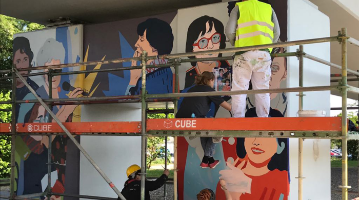 Mural z „Kobietami Wolności” w ramach akcji „Wysokich obcasów”