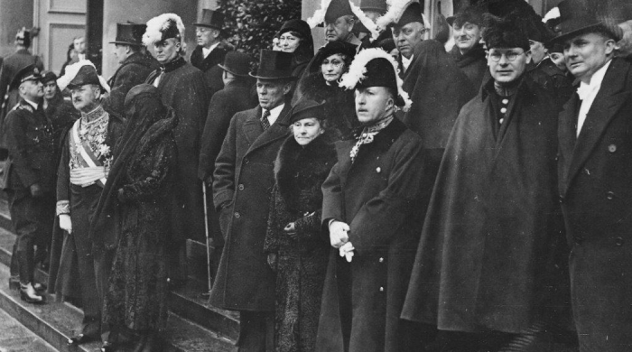 Dokument „Ambasadorowie w Berlinie: przed II wojną światową” w Polsat Viasat History