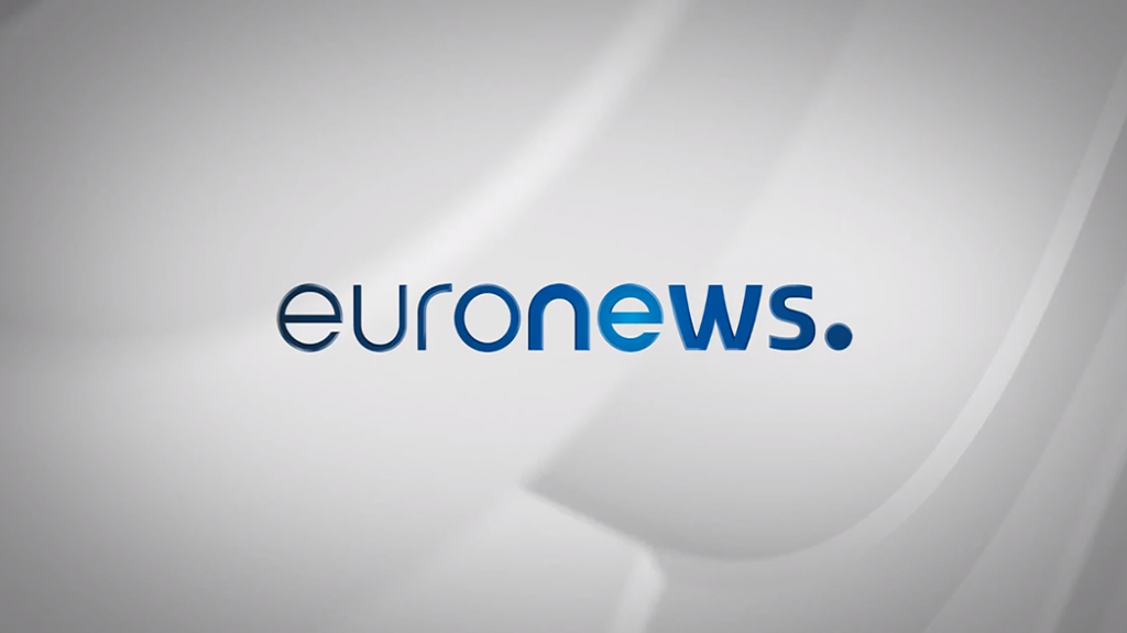 Смотрю евроньюс ютубе. Euronews. Евроньюс логотип. Заставка euronews. Канал евроньюс