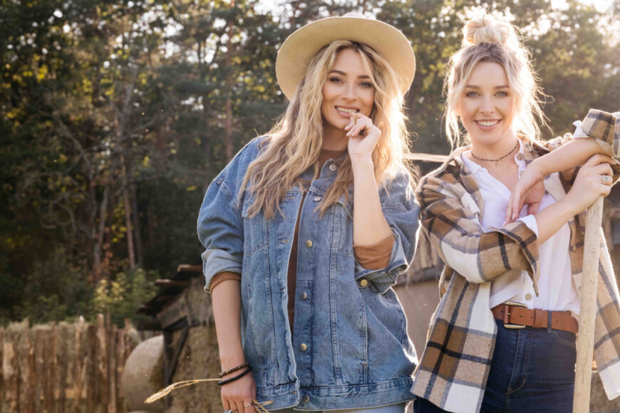 Marcelina Zawadzka i Ilona Krawczyńska prowadzącymi reality show „Farma”