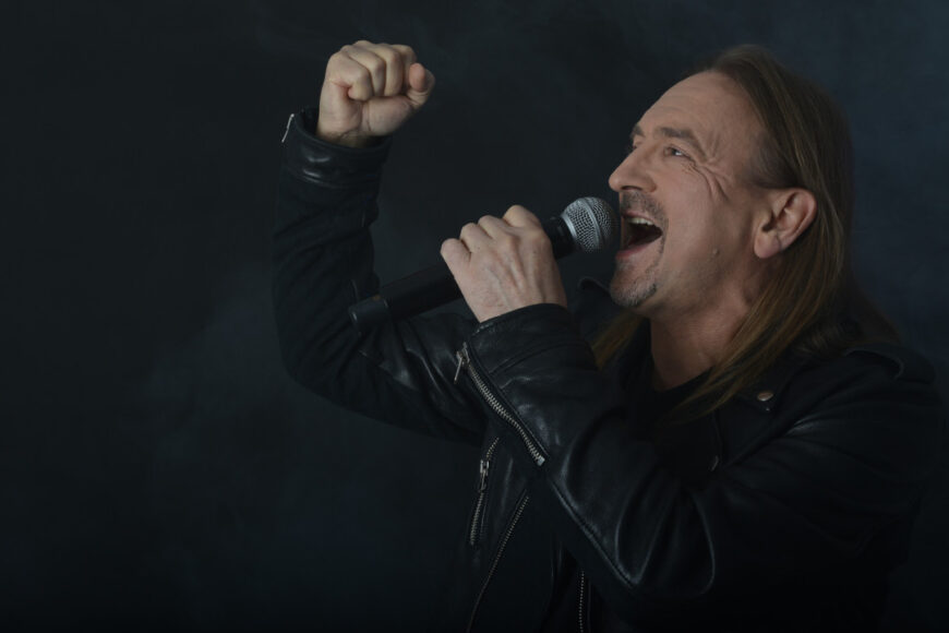 Akustyczny koncert Marka Piekarczyka w RMF FM na Wszystkich Świętych