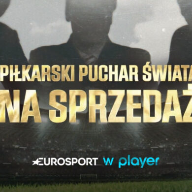 Piłkarski puchar na sprzedaż