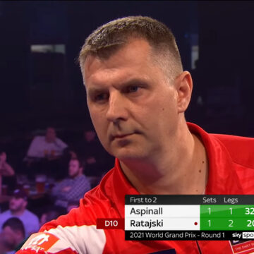 TVP Sport pokaże mistrzostwa świata w darcie. Transmisje w internecie, mecze Polaków głównie z odtworzenia