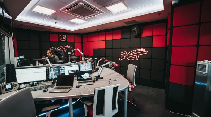 Eurozet ze sztabem pracującym nad integracją zespołów w radiu
