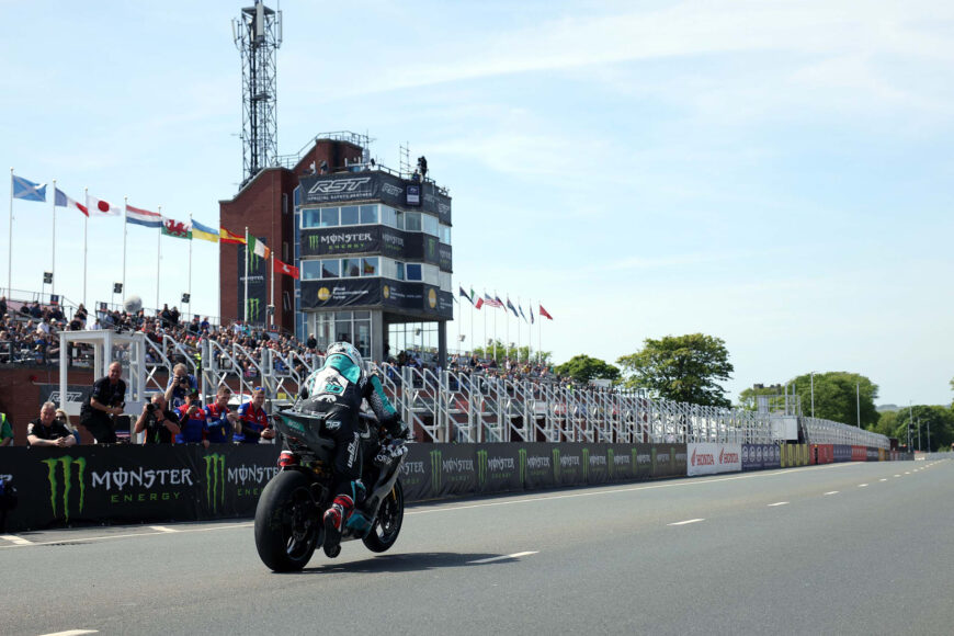 Motowizja pokaże skróty Isle of Man TT
