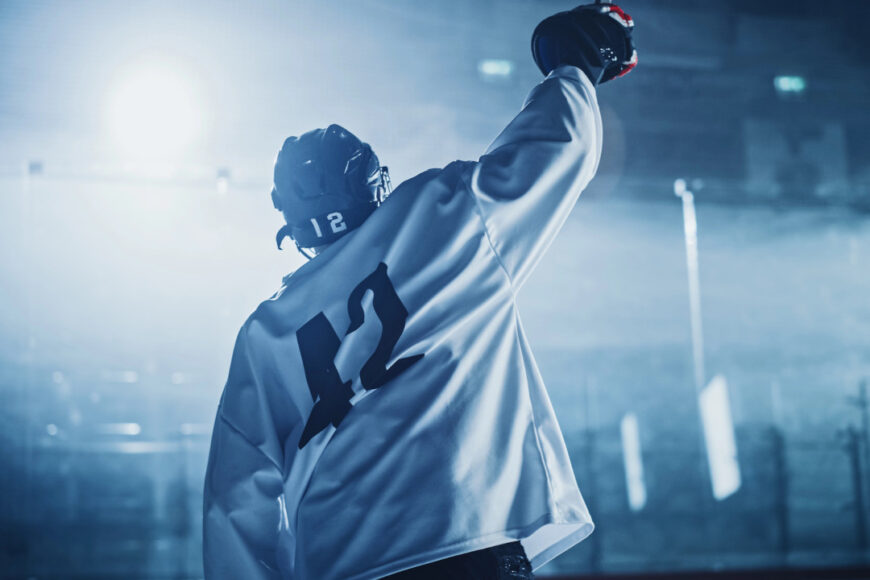 Rozgrywki NHL od sezonu 2025/2026 w DAZN. Czy transmisje też w Polsce?