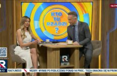 Republika zadebiutowała z programem „Kto tu rządzi?”. Pasmo „Republika Wstajemy!” skrócone do 15 minut