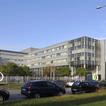 Zmiany w węgierskiej ustawie medialnej zatwierdzone przez parlament. Podział MTVA na dwie spółki